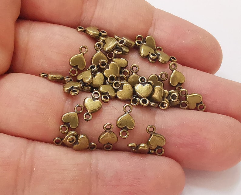 20 Heart connector charms Antique bronze plated charms (10x5mm) G25607