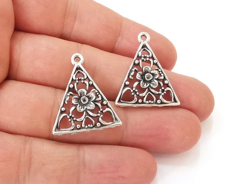 4 Flower triangle charms Antique silver plated charms (28x24mm) G25623