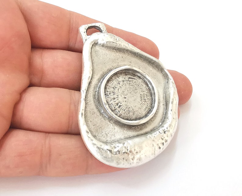 Organic silver pendant base bezel setting Blank Antique silver plated pendant 70x47mm (24mm blank) G25632