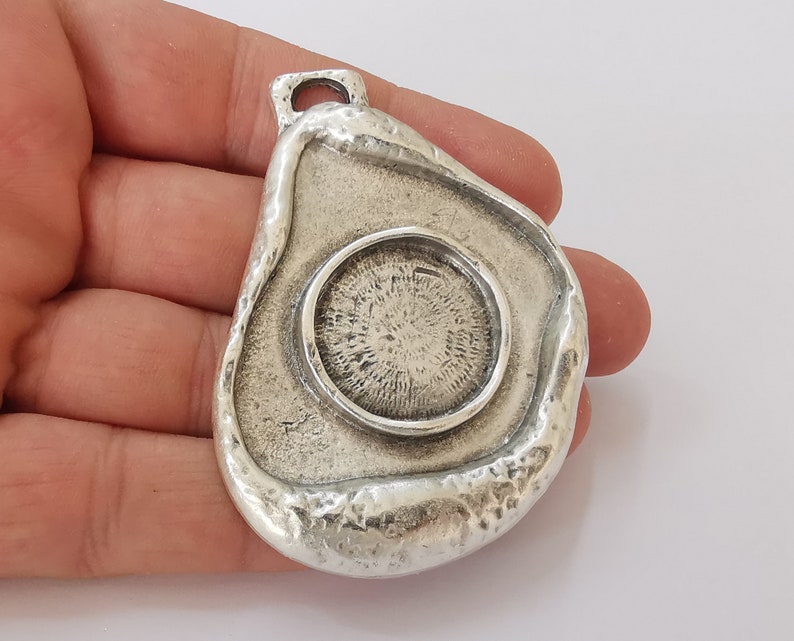 Organic silver pendant base bezel setting Blank Antique silver plated pendant 70x47mm (24mm blank) G25632