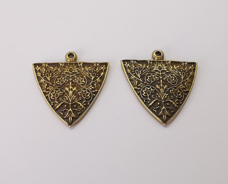 2 Triangle charms Antique bronze plated charms (37x33mm) G25687