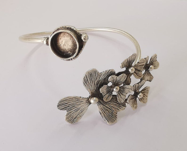 Flowers bracelet brass cuff blank bezel Glass cabochon base Adjustable Antique Silver plated (10mm ) G25534