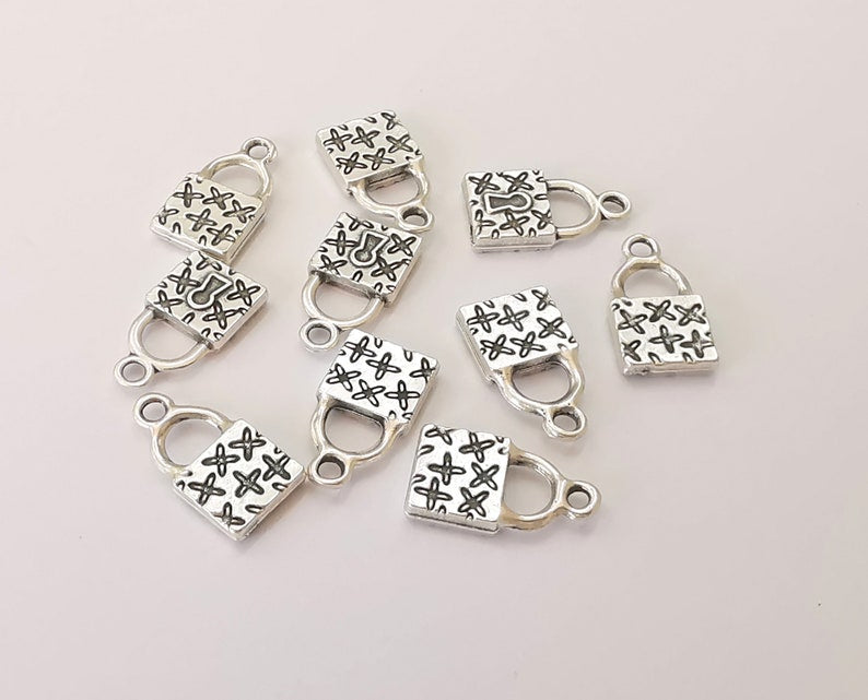 10 Padlock charms Antique silver plated charms (18x10mm) G25701