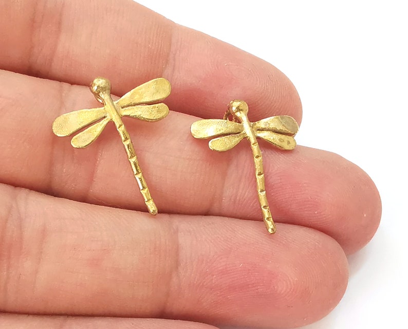 4 Dragonfly pendant Raw brass pendant 24x20mm G25702