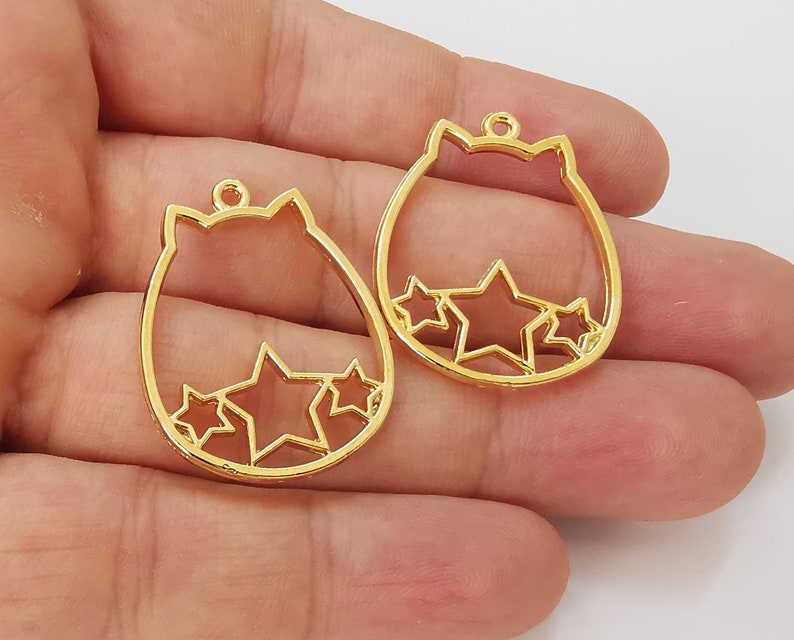 2 Cat stars charms Shiny gold plated charms (33x27mm) G25705