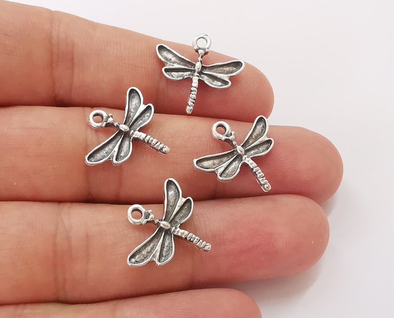 10 Dragonfly charms Antique silver plated charm (19x18mm) G25724