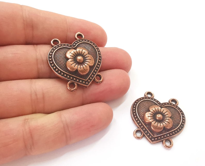 4 Heart flower connector charms Antique copper plated charms (32x30mm) G25744