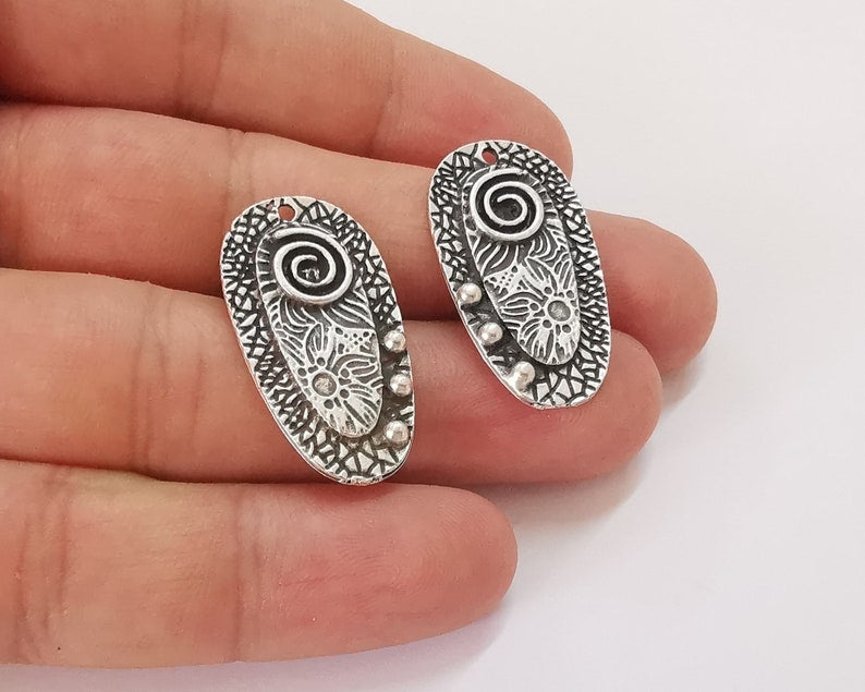 2 Swirl ethnic charms Antique silver plated charms (32x18mm) G25831