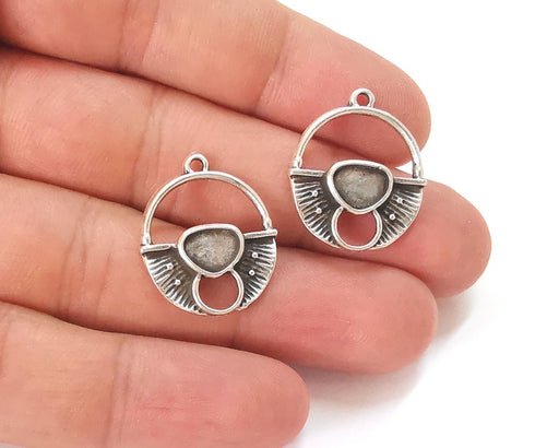 2 Silver ethnic bezel charm blank base Antique silver plated 25x20mm (Blank Size 8x6mm) G25835