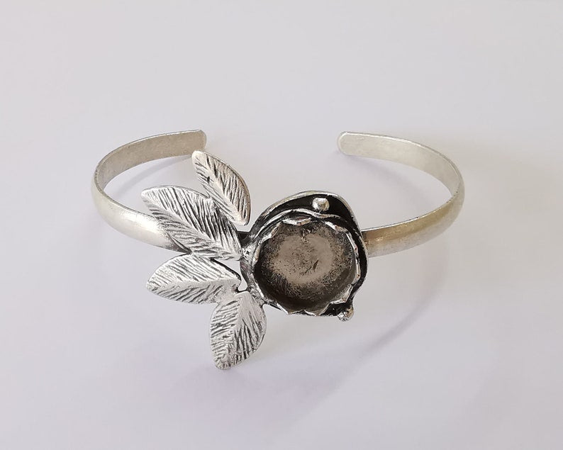 Leaf leaves bracelet brass Cuff blank bezel Glass cabochon base Adjustable Antique silver plated brass (15mm blank) G25852