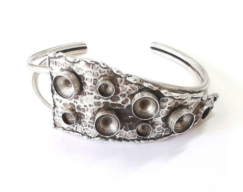 Hammered bracelet brass Cuff blank bezel Glass cabochon base Adjustable Antique silver plated brass (8mm and 5mm blanks) G25853