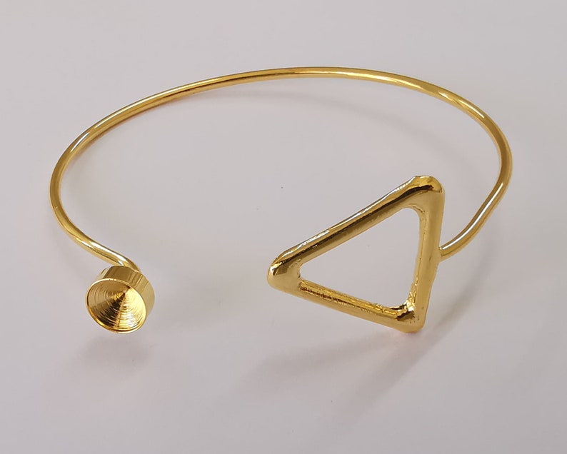 Triangle bracelet brass Cuff blank bezel Glass cabochon base Adjustable Shiny gold plated brass (8mm blank) G25877