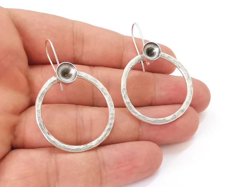 Hammered Earring Blank Base Settings Silver Resin Cabochon Base inlay Blank Mountings Antique Silver Plated Brass (8mm blank) 1 Set G25883