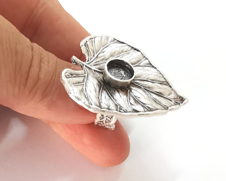 Leaf branch ring base setting bezel blank cabochon base inlay ring mounting adjustable ring Antique Silver Plated Brass (8 mm) G25931