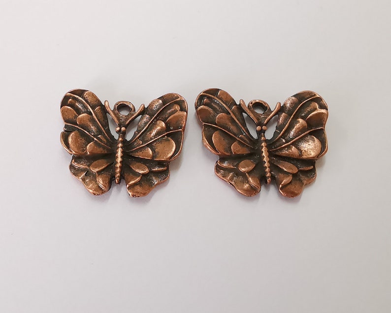 2 Butterfly charms Antique copper plated charms (33x28mm) G25942