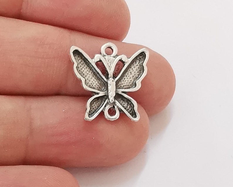 5 Butterfly connector silver charms Antique silver plated charms (19x19mm) G25948