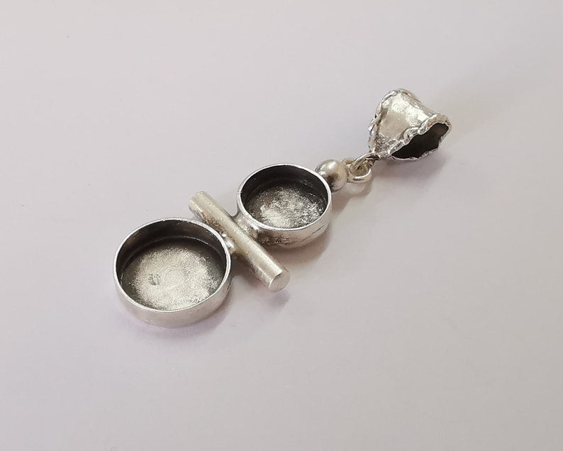 Circles dangle pendant blank Resin bezel mosaic mountings cabochon setting Antique silver plated brass (56x20mm)(12mm - 15mm Bezels) G25956
