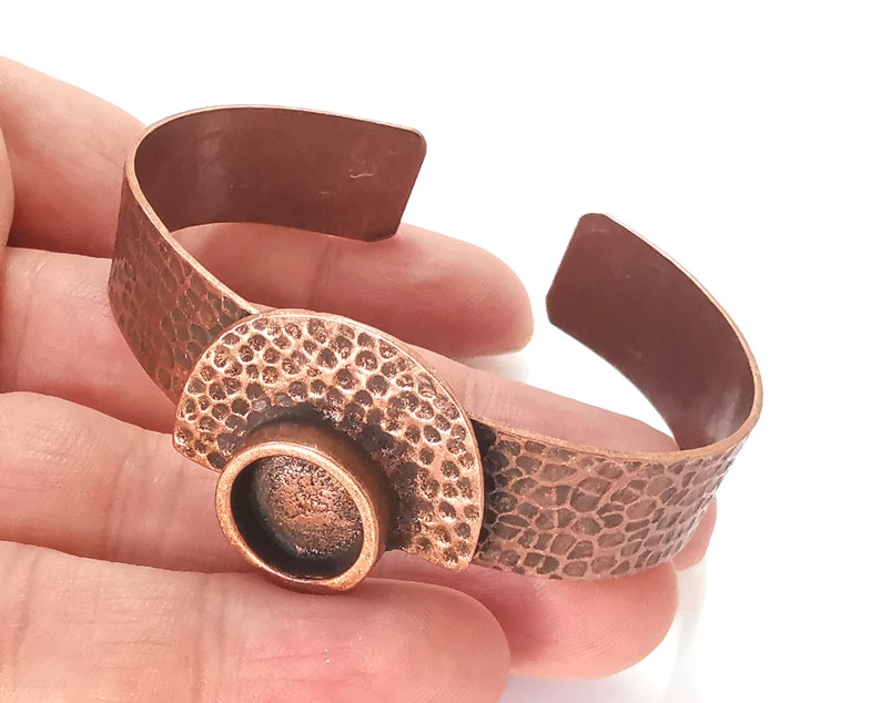 Semi circle hammered bracelet blanks cuff blanks Adjustable bracelet baseAntique copper plated brass (12mm Blank ) G25970