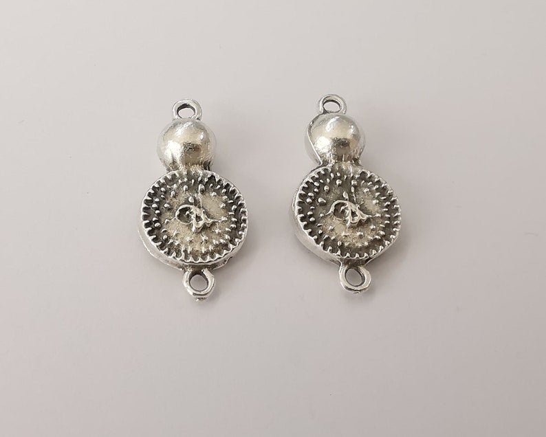 4 Coin ball connector charms (double sided) Antique silver plated charms (28x13mm) G25981