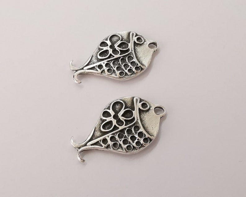 2 Fish flower charms (double sided ) Antique silver plated charms (36x21mm) G25983