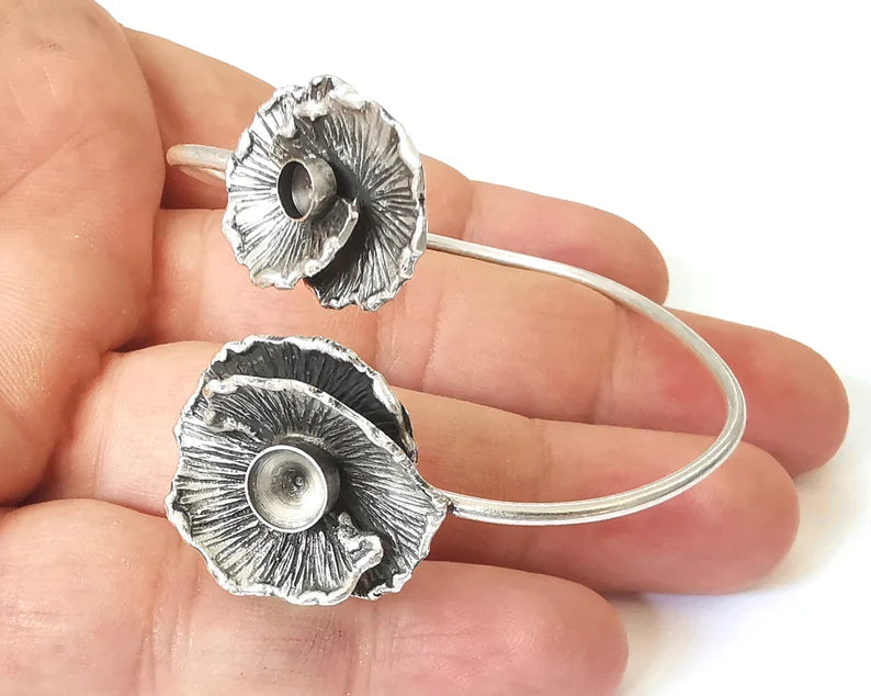 Flower wire bracelet cuff blank bezel Glass cabochon base Adjustable antique silver plated brass (8mm and 5mm ) G26031