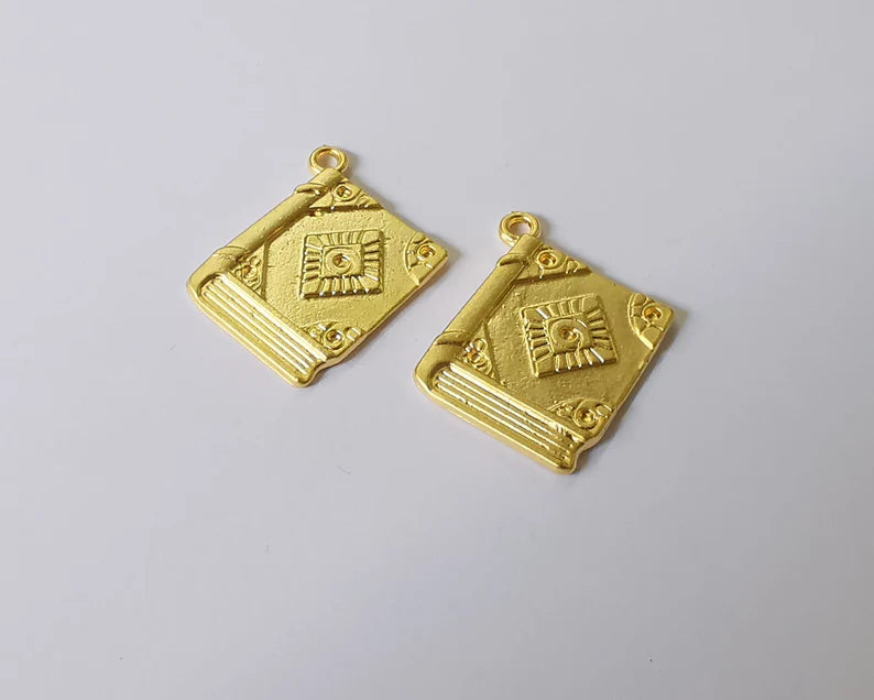 2 Book charms Gold plated charms (23x19mm) G26037