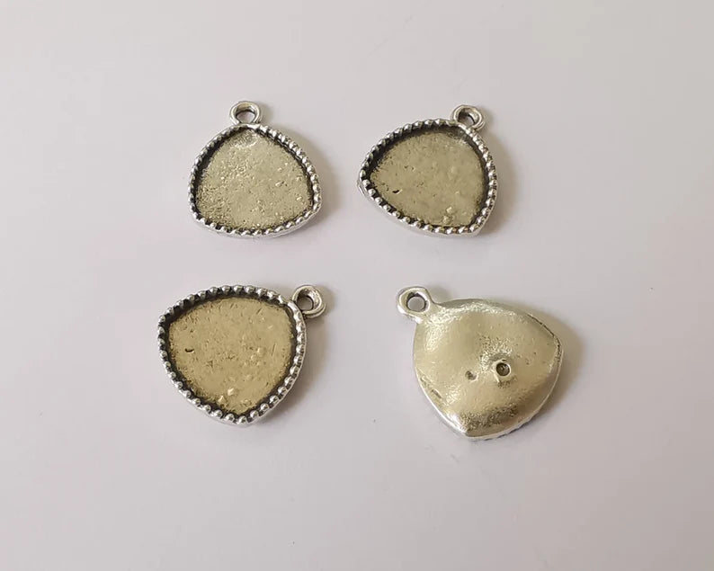 10 Silver charm blank base setting Antique silver plated 18x14mm (Blank Size 13x12mm) G26048