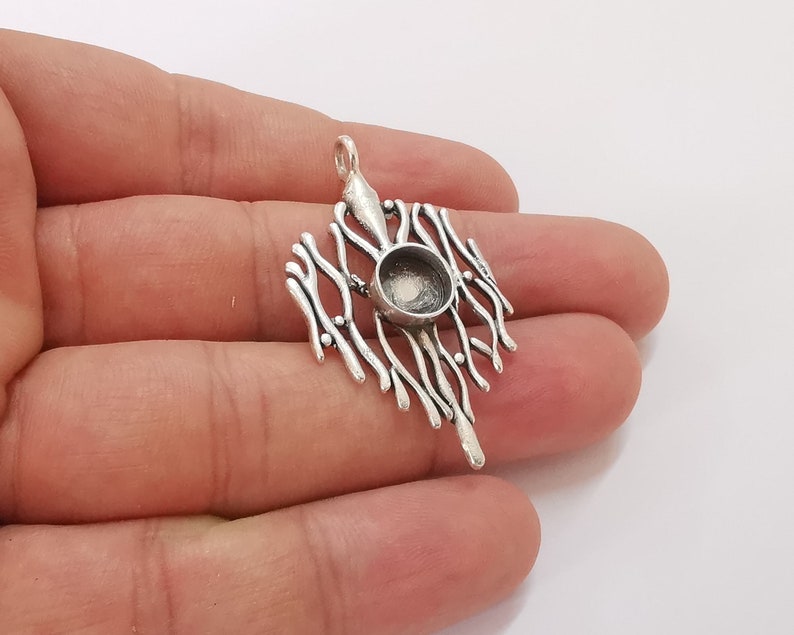 Silver branches nest round pendant blank base Antique silver plated brass 45x25mm (Blank Size 10mm) G25828