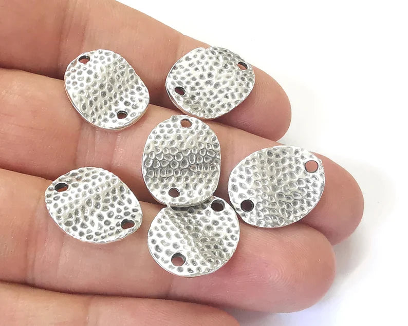 10 Wavy hammered connector charms Antique silver plated charms (18x15mm) G26072