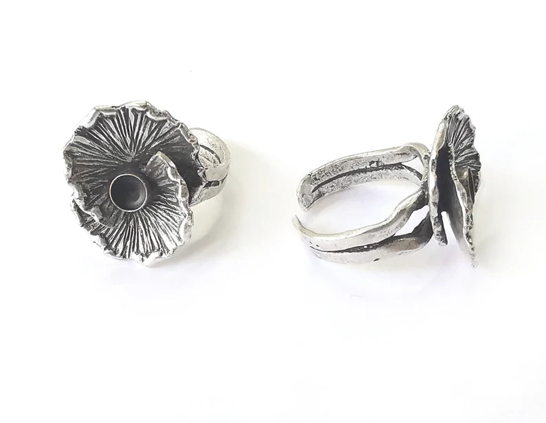 Flower silver ring blank base bezel settings cabochon base Mountings Adjustable (5mm blank) , Antique Silver Plated Brass G26074