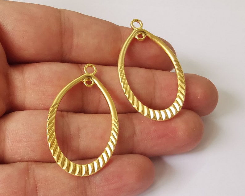 2 Ribbed oval connector charms Double sided Gold plated charms (42x25 mm) G24571