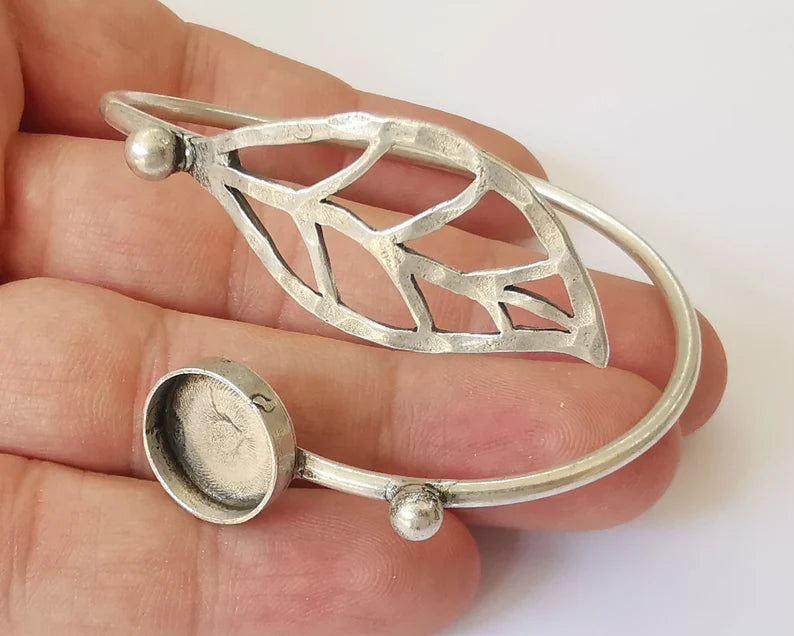 Leaf bracelet blank resin cuff dry flower inlay blank cuff bezel Glass cabochon base Adjustable Antique Silver plated brass (14mm ) G26088