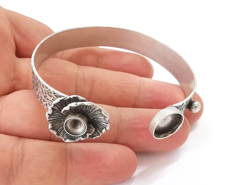 Flower branch bracelet brass Cuff blank bezel Glass cabochon base Adjustable Antique silver plated brass (11mm and 8mm blank) G25851