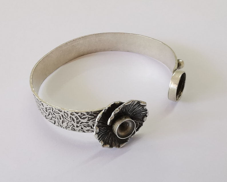 Flower branch bracelet brass Cuff blank bezel Glass cabochon base Adjustable Antique silver plated brass (11mm and 8mm blank) G25851