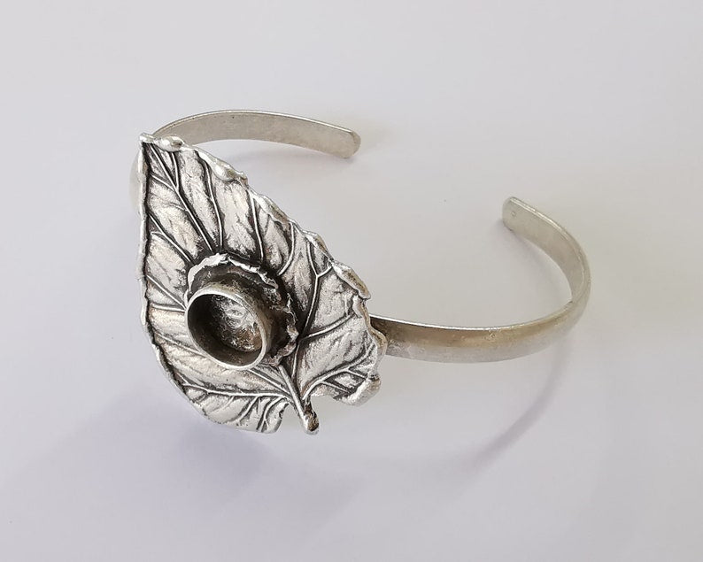 Leaf bracelet brass Cuff blank bezel Glass cabochon base Adjustable Antique silver plated brass (10mm blank) G25856