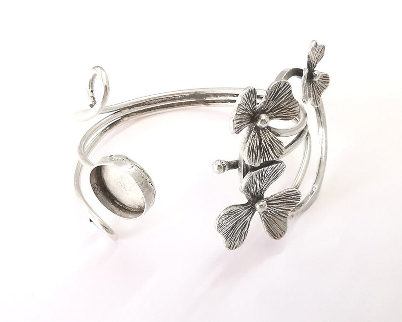 Flowers bracelet brass Cuff blank bezel Glass cabochon base Adjustable Antique silver plated brass (14mm blank) G25870