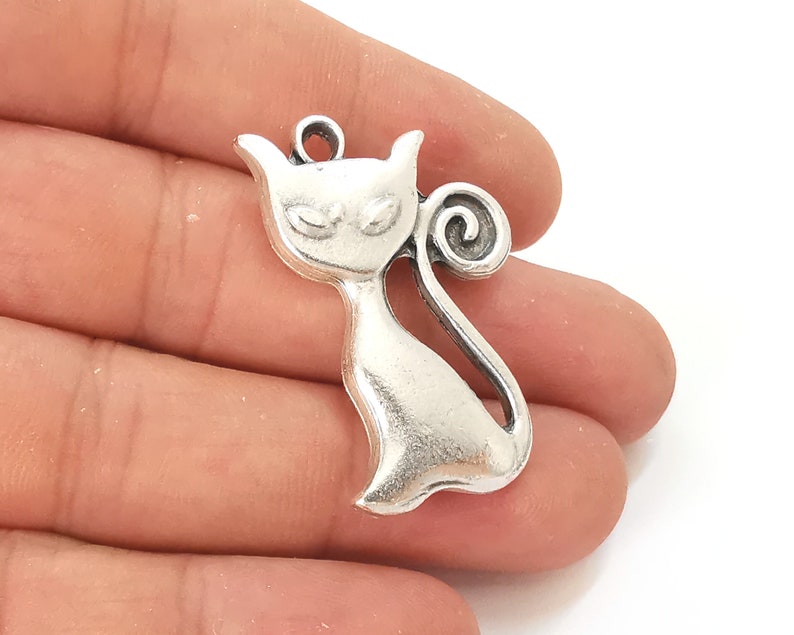 Cat Animal pendant Antique silver plated pendant (double sided) (38x26mm) G25881