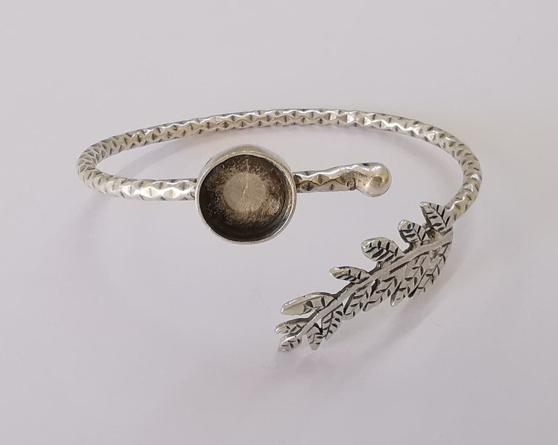 Branch leaves leaf bracelet Cuff blank bezel Glass cabochon base Adjustable Antique silver plated brass (12mm blank) G25898
