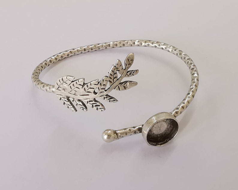 Branch leaves leaf bracelet Cuff blank bezel Glass cabochon base Adjustable Antique silver plated brass (12mm blank) G25898