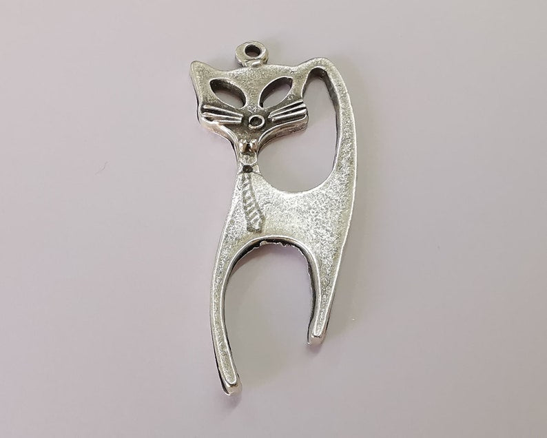 Cat pendant Antique silver plated pendant (72x29mm) G25901