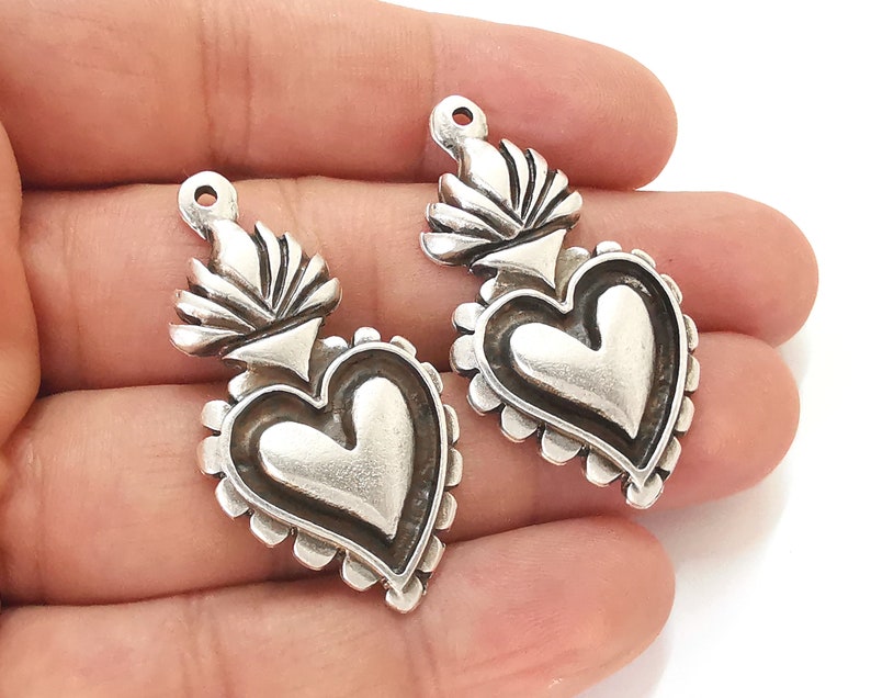 2 Heart charms Antique silver plated charm (43x24mm) G25910