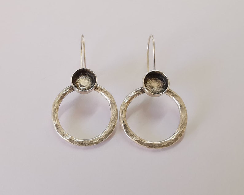 Hammered earring blank base settings silver resin cabochon inlay blank mountings Antique silver plated brass (8mm blank) 1 Set G25913