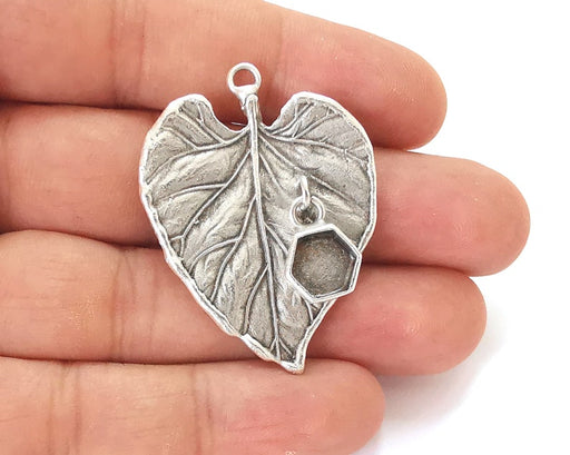Leaf charm with Hexagonal Dangle Cup bezel blank Antique silver plated brass charm (45x33mm) G25928