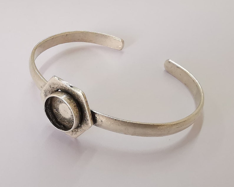 Hexagonal bracelet brass Cuff blank bezel Glass cabochon base Adjustable Antique silver plated brass (10mm blank) G25940