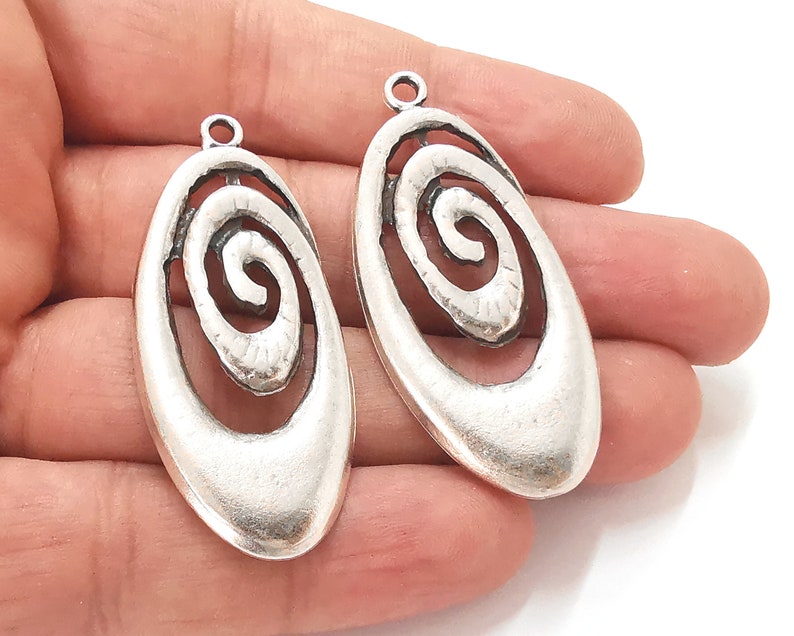 2 Oval swirl silver charms Antique silver plated charms (51x23mm) G25943