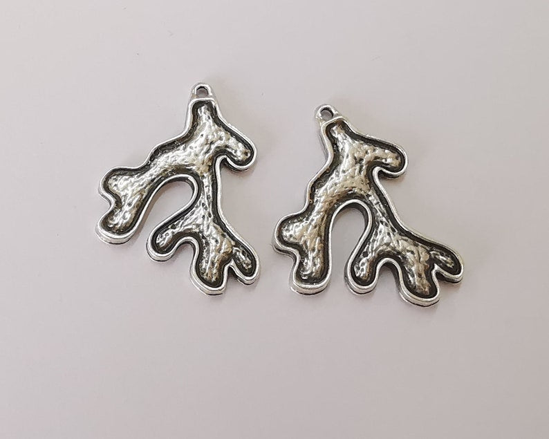 2 Coral silver charms Antique silver plated charms (38x29mm) G25949