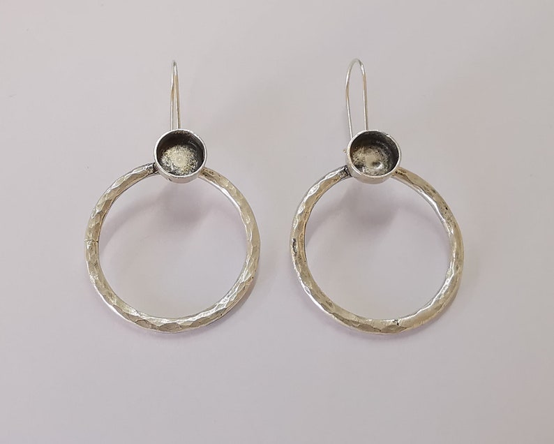 Hammered earring blank base settings silver resin cabochon inlay blank mountings Antique silver plated brass (8mm blank) 1 Set G25958