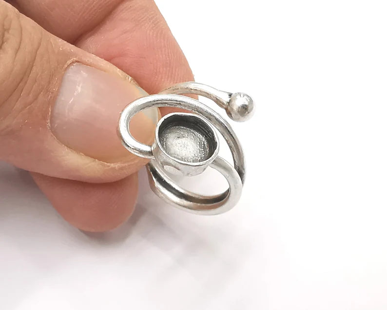Wrap silver ring setting blank cabochon mounting adjustable ring base bezel Antique silver plated brass (8mm) G26169