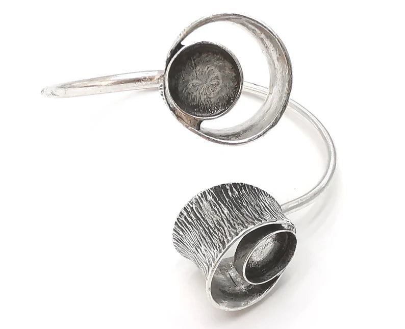 Brushed bracelet cuff blank bezel Glass cabochon base Adjustable antique silver plated brass (12 mm Blank) G26170