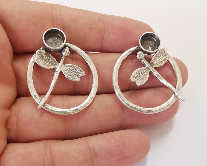 Dragonfly earring blank base settings silver resin cabochon inlay blank mountings Antique silver plated brass (8mm blanks) 1 Set G25962